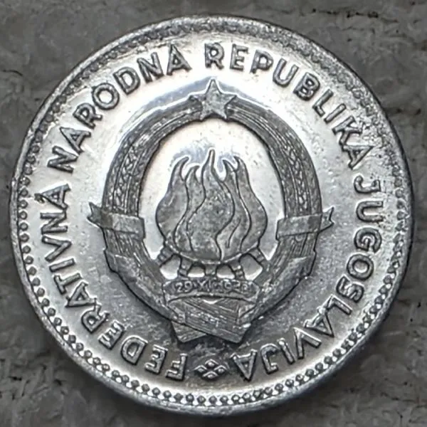 Post-Your-Coins-With-Coats-Of-Arms,-Shields,-Crests,-Crowns,--Etc.