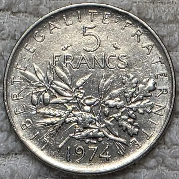 Post-Your-Coins-With-Coats-Of-Arms,-Shields,-Crests,-Crowns,--Etc.