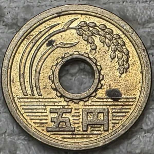 Show-Your-Coins-With-Fruit.