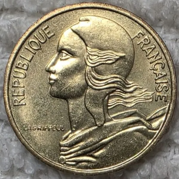 Post-Your-Coins-With-Hats
