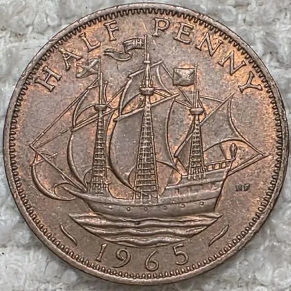 Post-Your-Coins-With-Hats