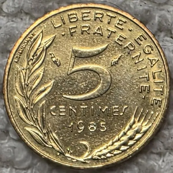 Show-Your-Coins-With-Fruit.