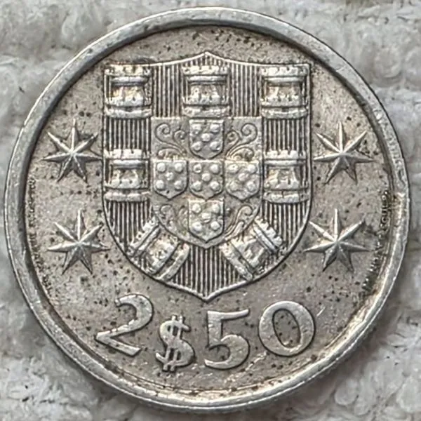 Post-Your-Coins-With-Coats-Of-Arms,-Shields,-Crests,-Crowns,--Etc.