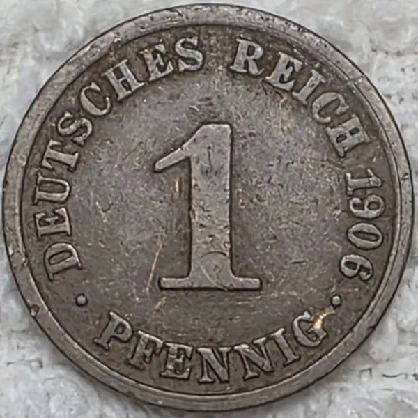 Post-Your-Coins-With-Hats