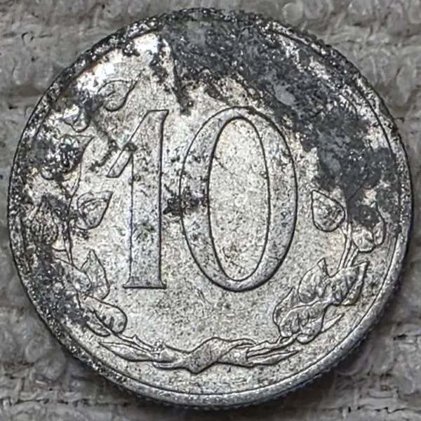 Post-Your-Coins-With-Coats-Of-Arms,-Shields,-Crests,-Crowns,--Etc.