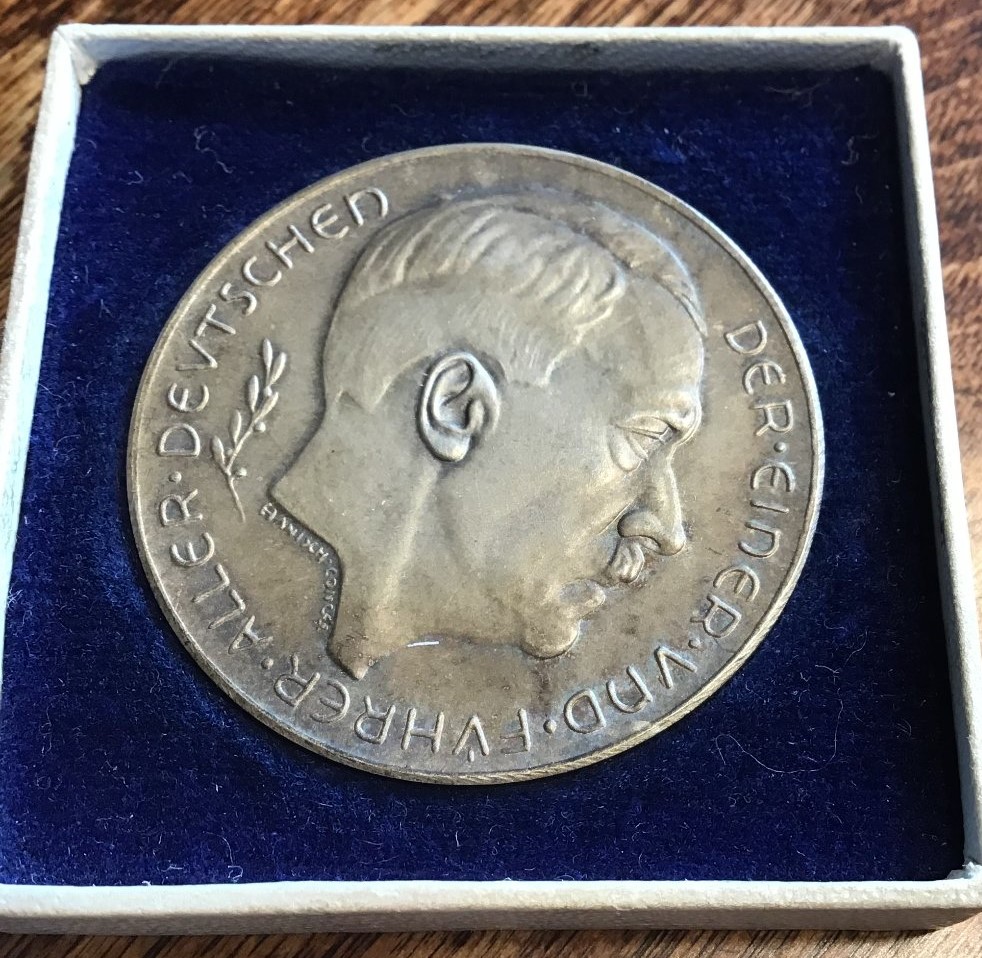 Hitler-Coin/Medal-Dates-13.31938-And-29.9.1938-Edge-Has-Hauptmonzamt-Wein