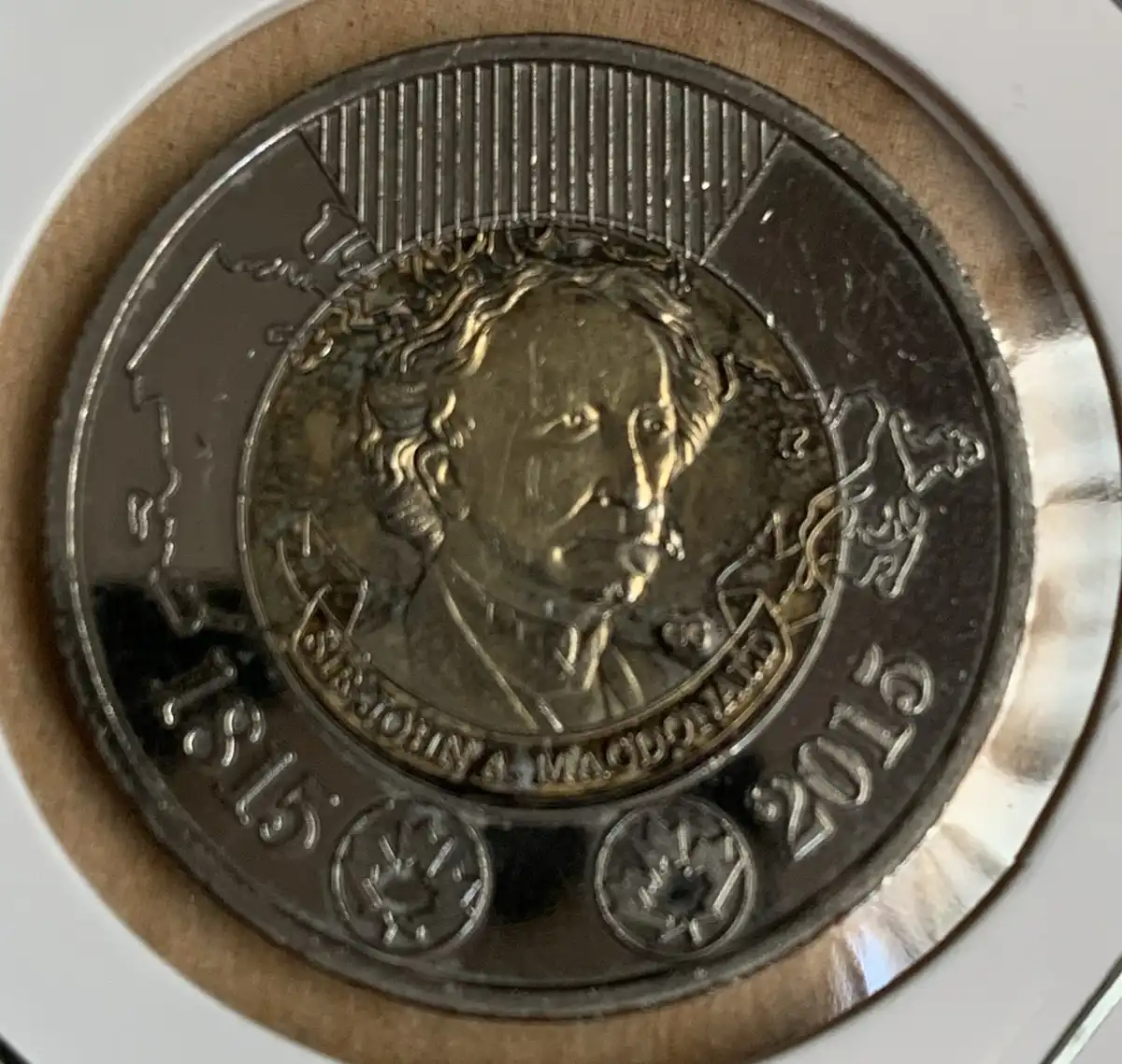 2015-Double-Date-Sir-John-A-Macdonald-Toonie-With-RCM-Logo-On-The-Obverse