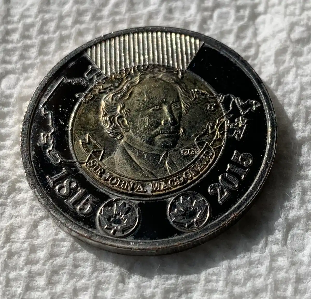 2015-Double-Date-Sir-John-A-Macdonald-Toonie-With-RCM-Logo-On-The-Obverse