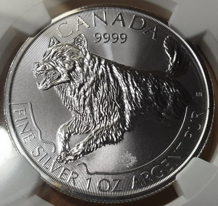 2018-$5-Silver-Predator-Series---Wolf