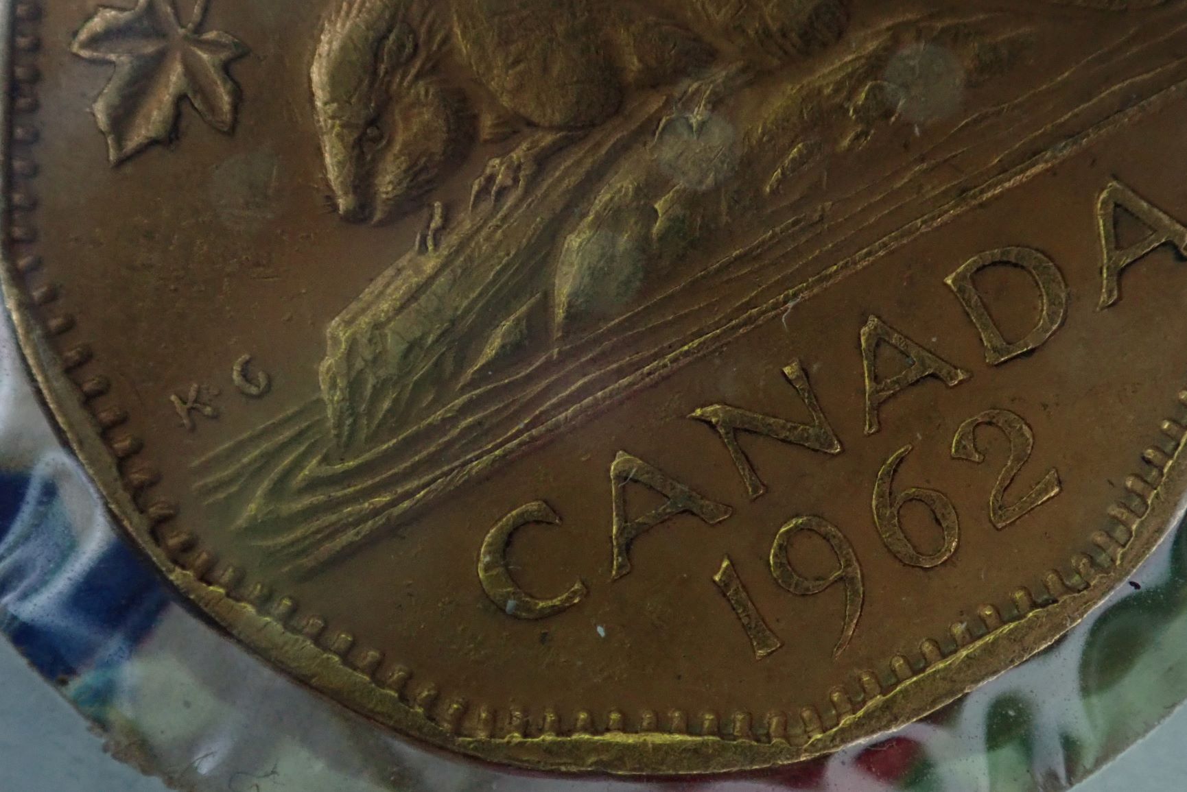 1962-Canadian-Nickel-Discoloured-/-Wrong-Metal?