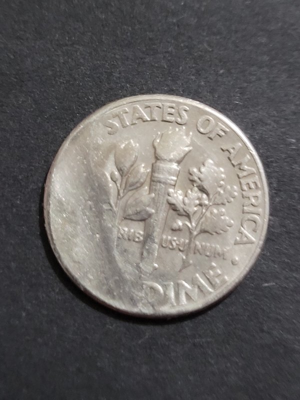 Dime-That-Looks-Like-There-Wasnt-Enough-Material-To-Press
