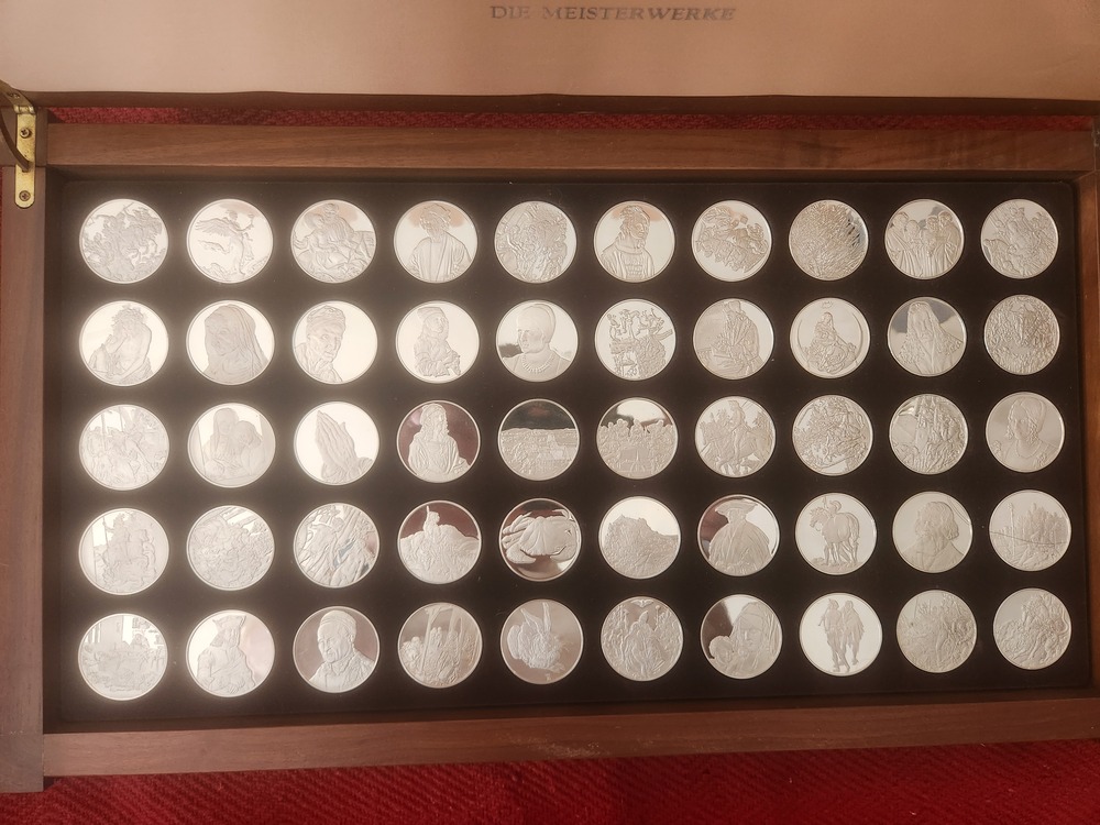 Box-Of-50-Albrecht-Durer-Medallions