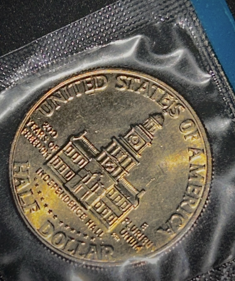 2000-State-Quarter-Virginia.-Is-This-Possible-Gold-Plating?