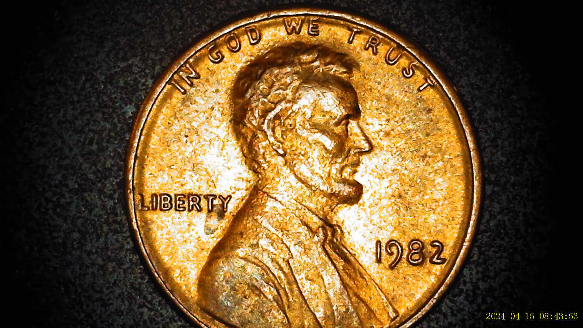 1982-Large-Date-Zinc-Lincoln-Memorial-Penny-Reverse-Extra-Material-On-Columns