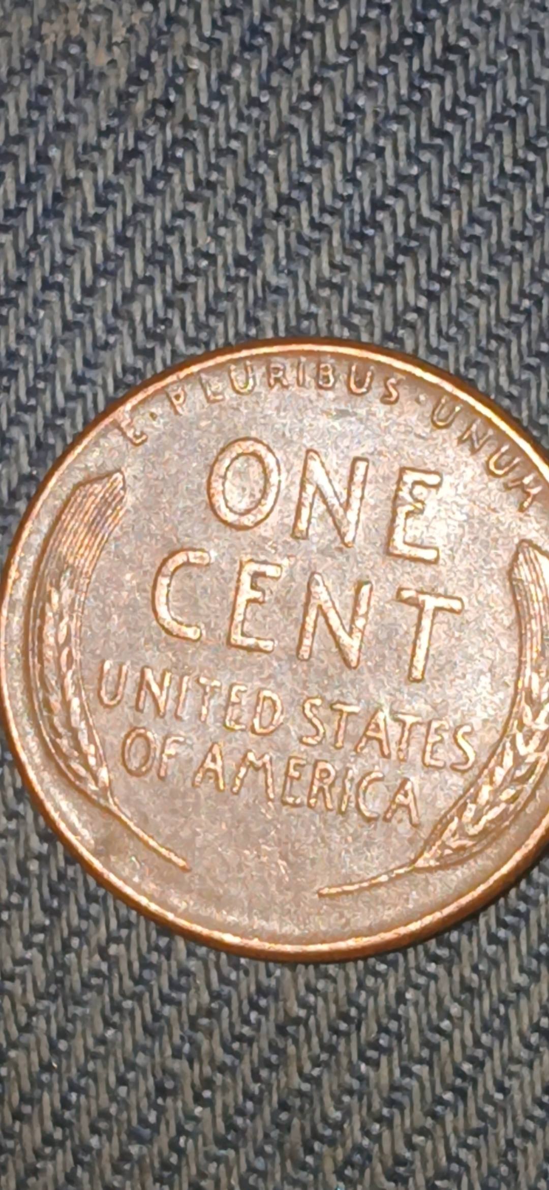 1946?-Lincoln-Cent---Trying-To-Figure-It-Out.