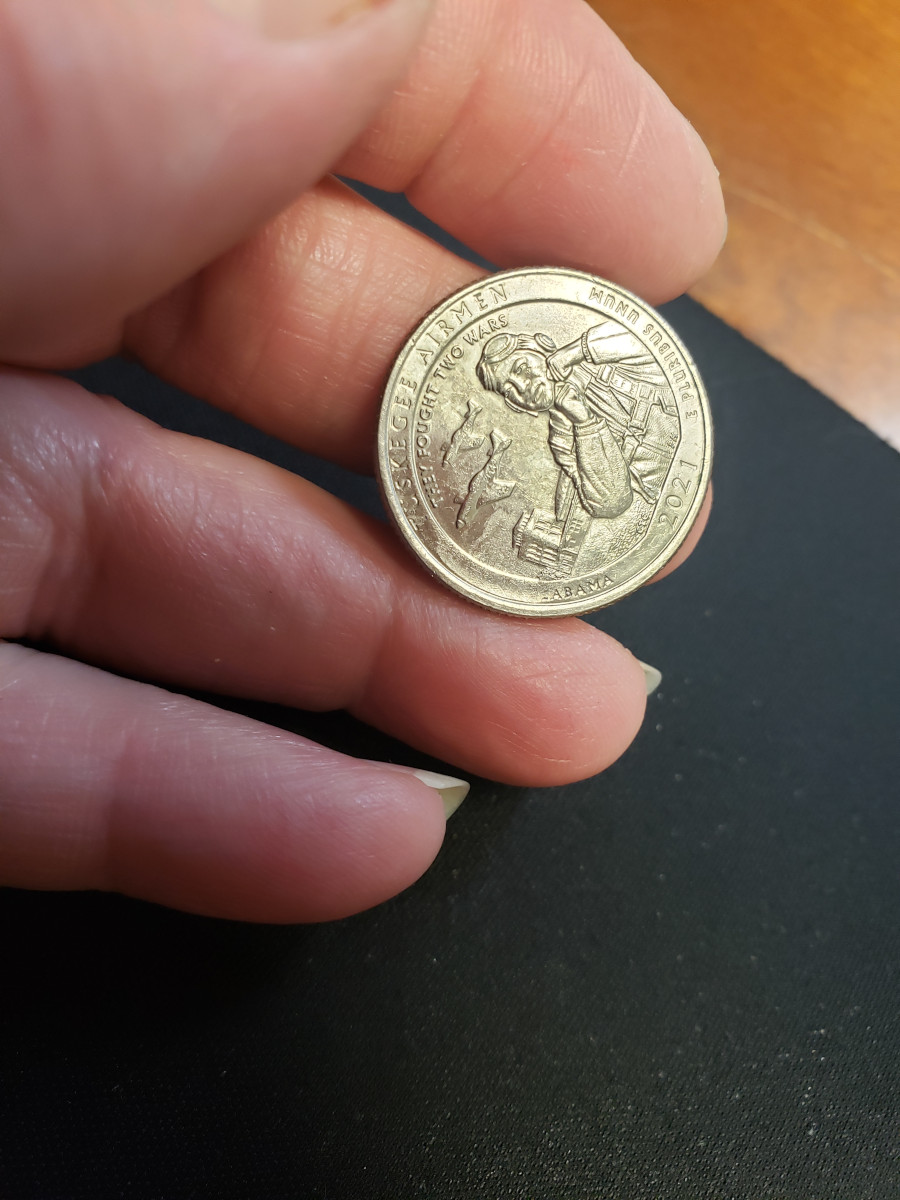 2021-P-Alabama-Tuskegee-Airman-Quarter---Missing-Part-Of-Alabama---Possible-Greaser?