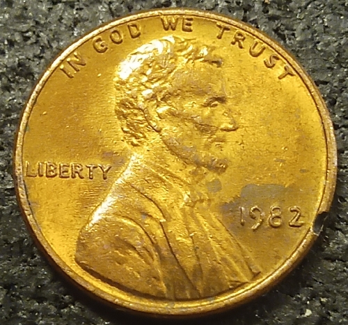 1982-Lincoln-Cent-Clipped-Planchet?