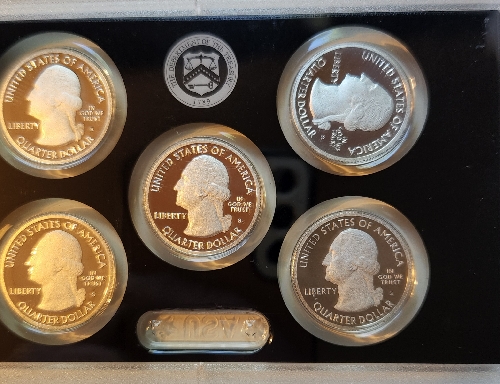 2012-Mint-Silver-Proof-Set-With-One-Spun-Quarter