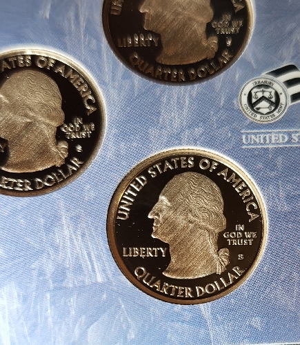 2009-District-Of-Columbia-&-US-Territories-Proof-Quarter-Set-With-Roller-Lines?