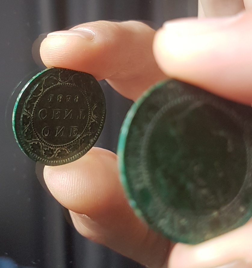 Victoria-Large-Cent-Alignment-Error