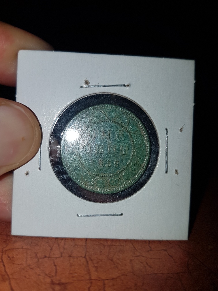 Victoria-Large-Cent-Alignment-Error
