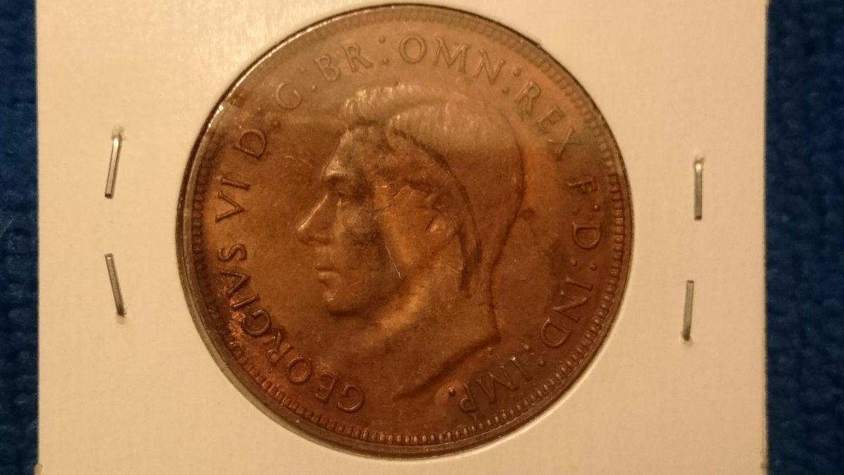 1943-Penny-With-Strange-Markings...