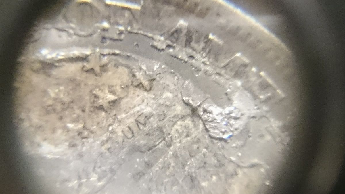 Can-Anybody-Help-Me-Understand-What's-Going-On-With-This-1904-Half-Dollar?