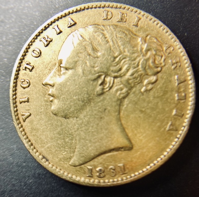 Victorian-1861-Gold-Sovereign