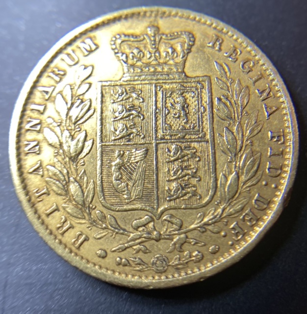 Victorian-1861-Gold-Sovereign