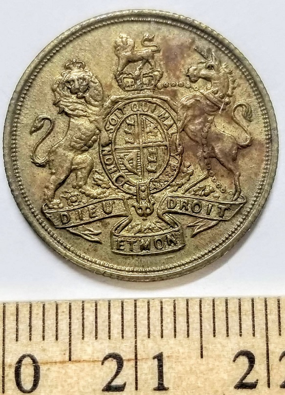 Token-With-UK-Royal-Arms-*and*-Blazon-Of-Paris?