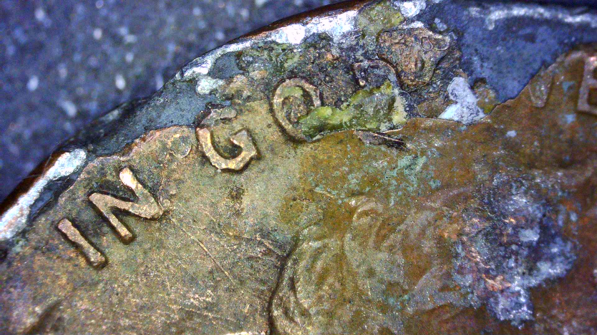 1984-Penny---?---Die-Cracks-And-Delaminated