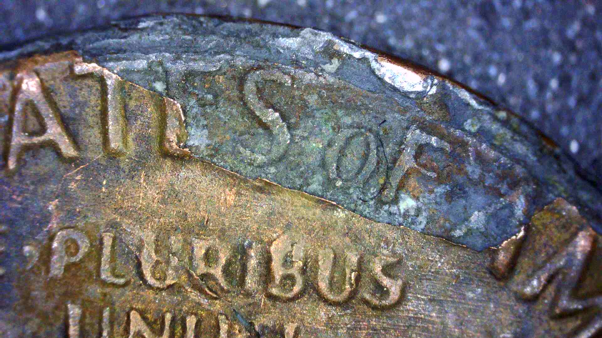 1984-Penny---?---Die-Cracks-And-Delaminated