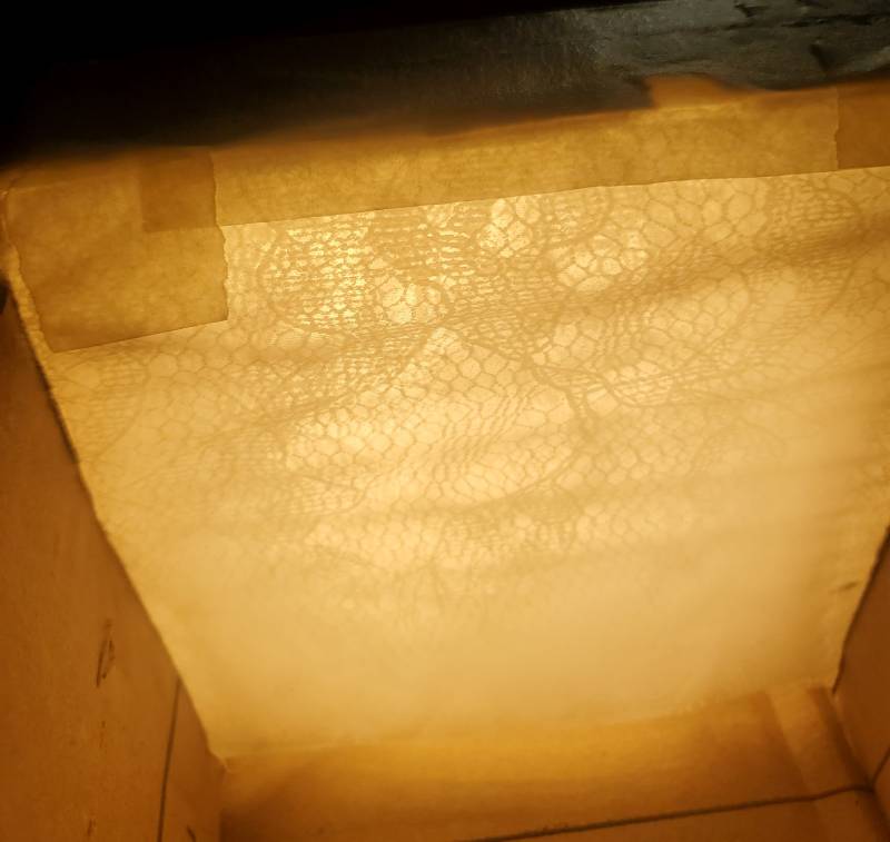 Light-Box-For-Photographs,-Homemade.