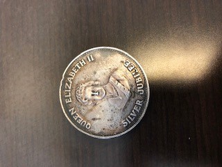 Coin-Or-Token-Found-On-The-Street-Commemorating-Silver-Jubilee-Id:-Tourist-Souvenir