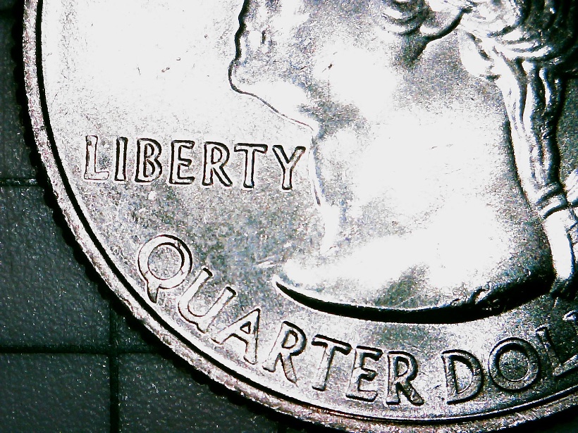 2020-D-Quarter----Die-Deterioration-/Struck-Through-Grease-Along-Edge?