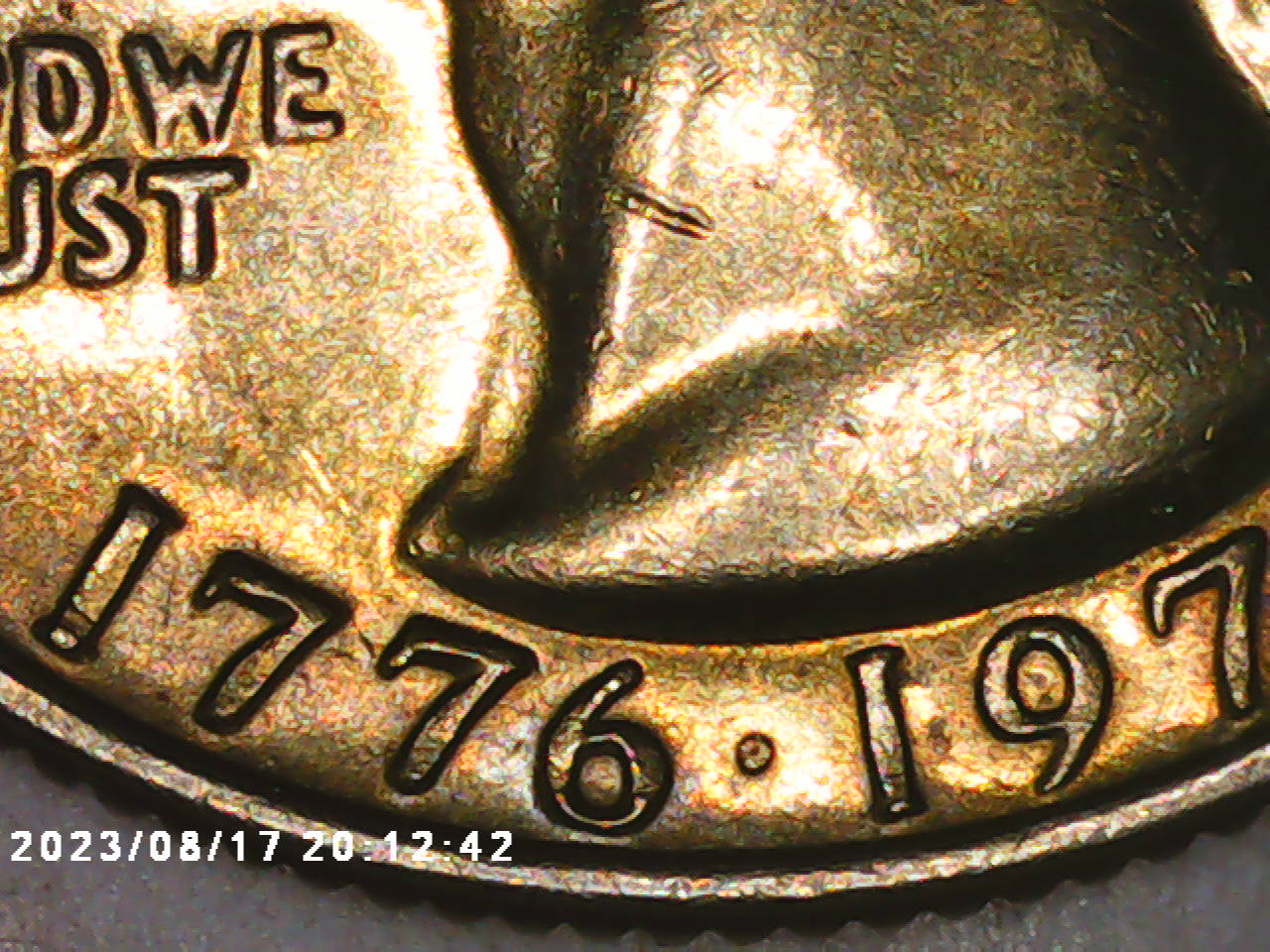 Can-Someone-Help-Tell-Me-The-Proper-Term-For-This-Discoloration?-Bicentennial-Quarter
