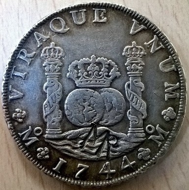 8-Reales-Pillar-Dollar-1744-Mozambique.