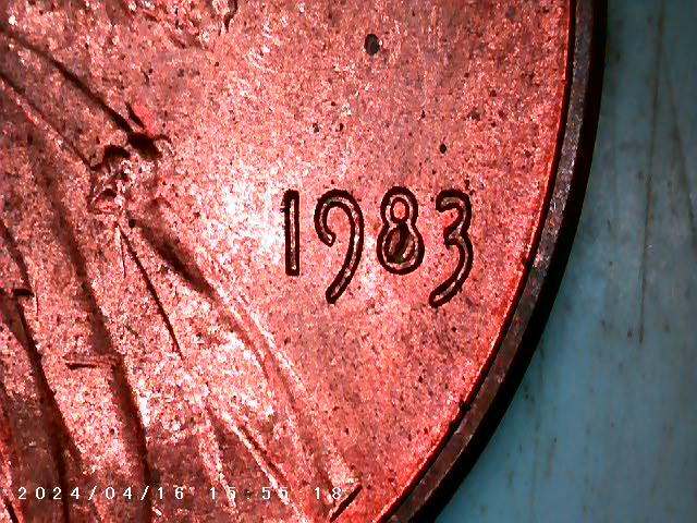 Two-1983-1c-Pennies-With-Strange-8's?