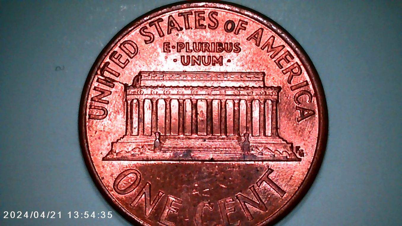 1992-LMC-With-Die-Break-&-Chip-Or-Plating-Blister?
