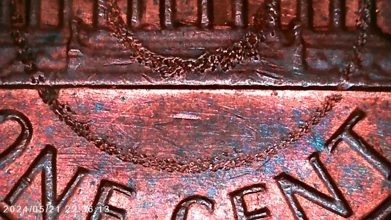 1982-LMC-Weird-Spiky-Rings-On-Reverse
