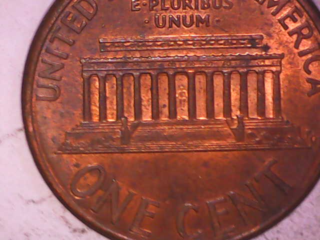 1997-Lincoln-Memorial-Cent---Doubled-Ear?