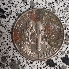 1988-D-Dime-Error.-On-The-Reverse-Side,-Top-Right-Side-You-Can-See-Like-Stripe-Marks,