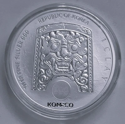 Post-Your-Coins-With-Coats-Of-Arms,-Shields,-Crests,-Crowns,--Etc.