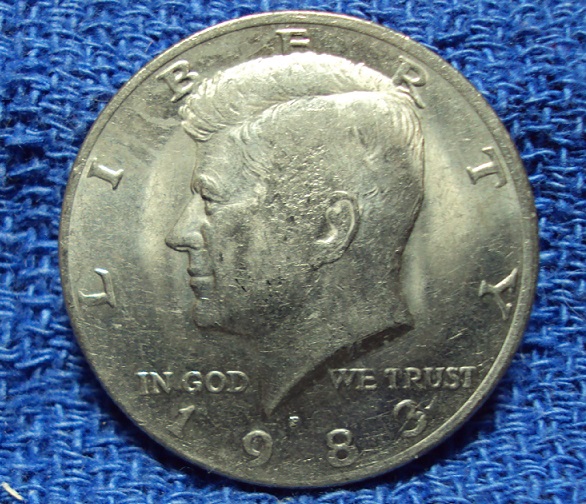 1983-D-JFK-Half-Dollar-With-A-Big-S-On-Reverse.