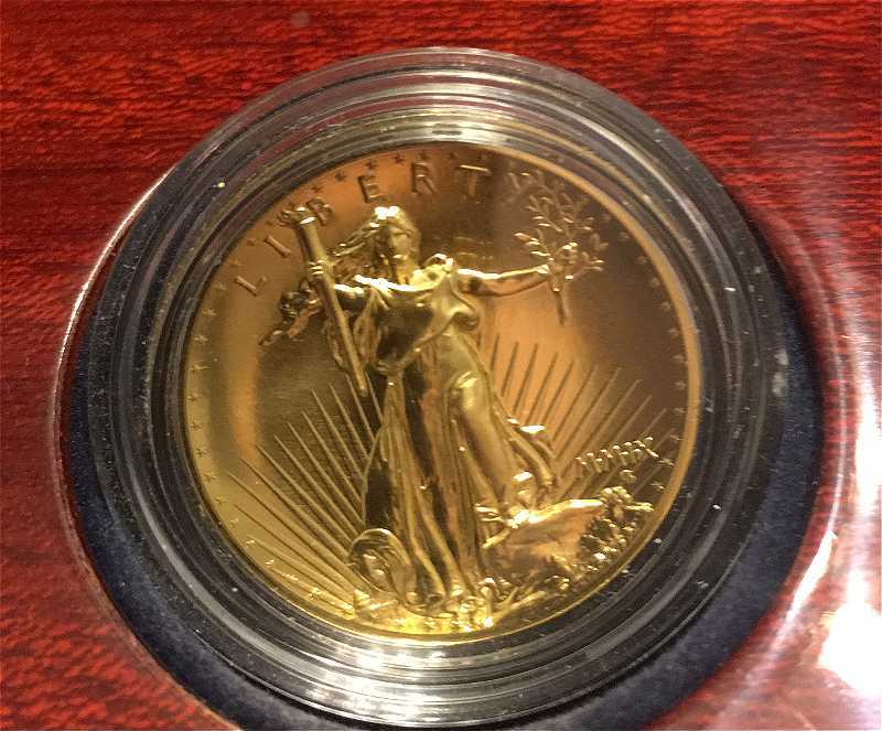 2009-Ultra-High-Relief-$20-Gold-Eagle