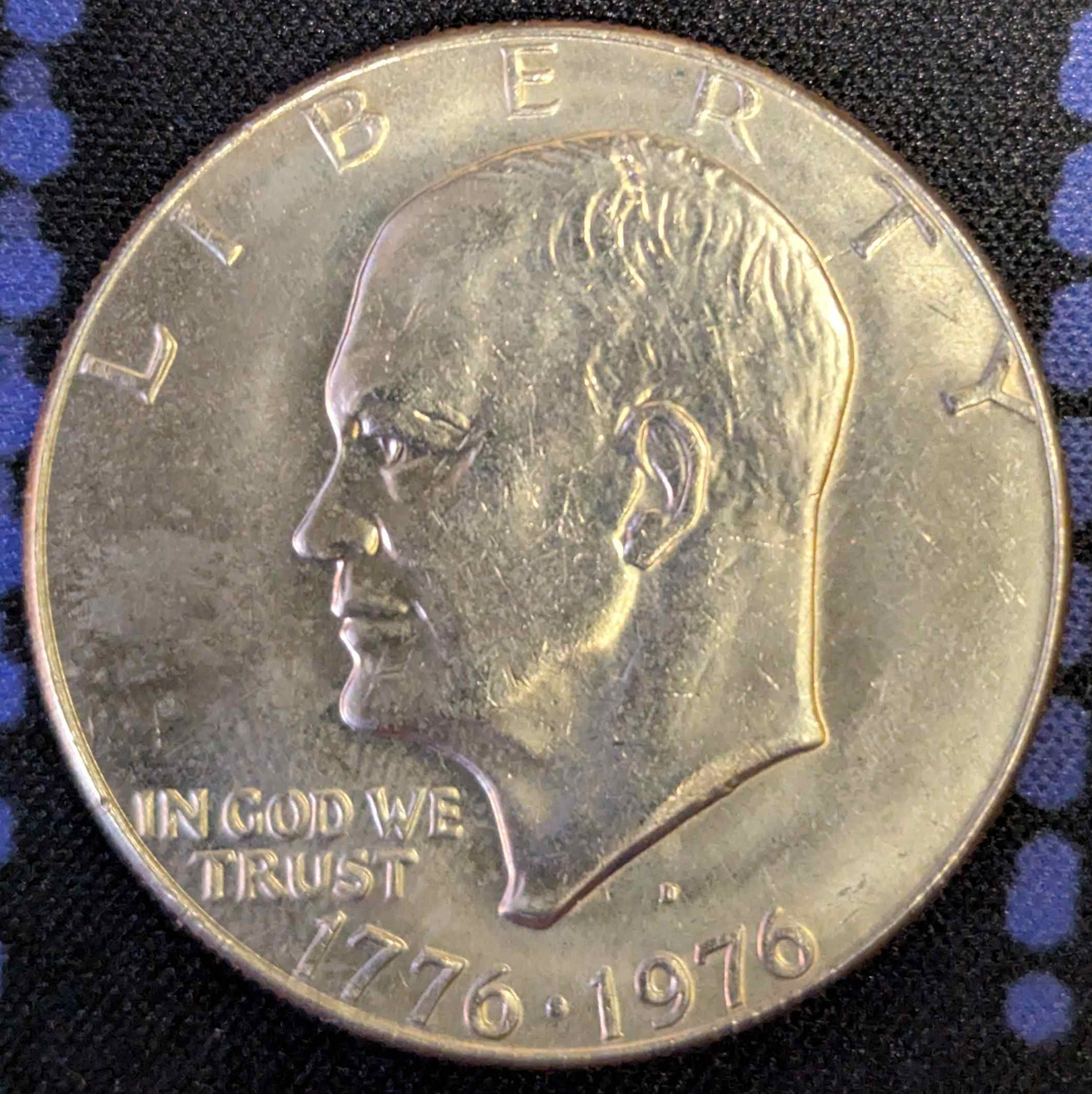 1976-D-Eisenhower-Dollar---Possible-Error-On-E-Pluribus-Unum?
