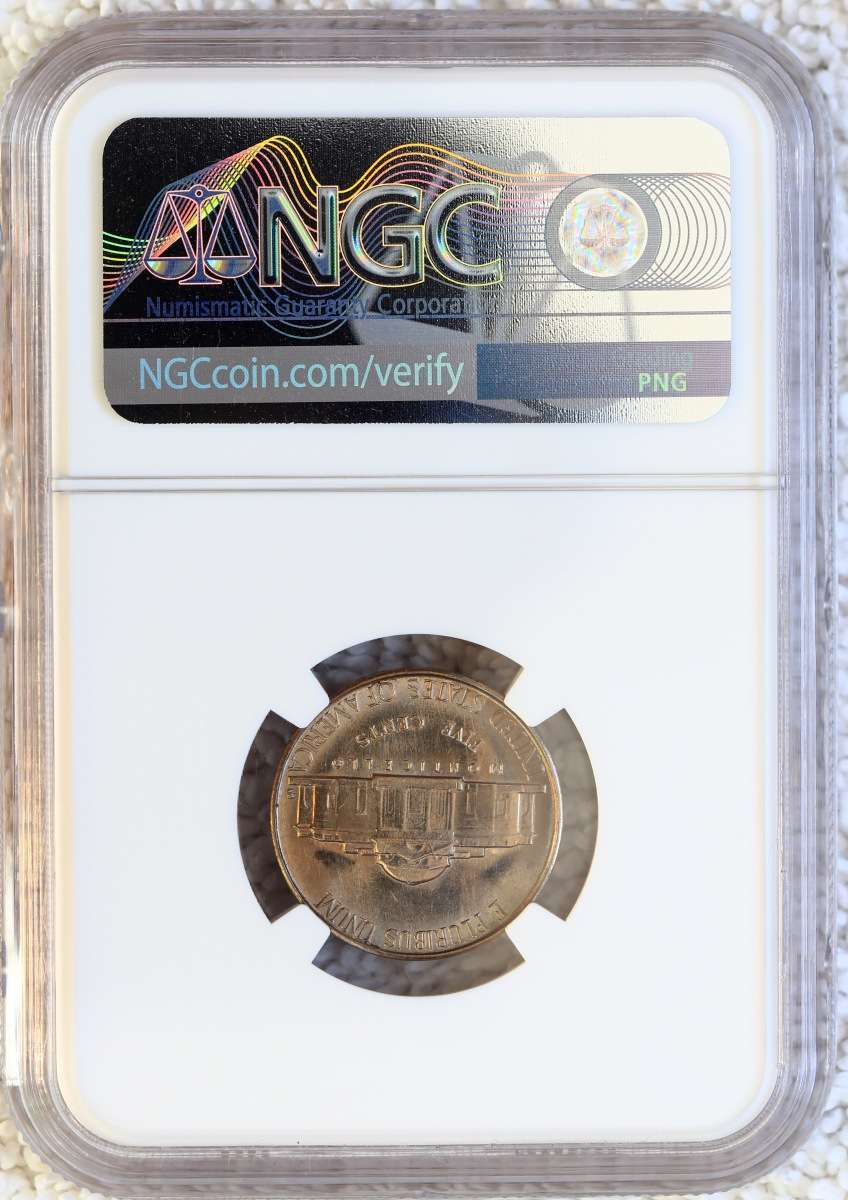Hfjacinto's-Slabbed-Dansco-7070-With-Gold-Page
