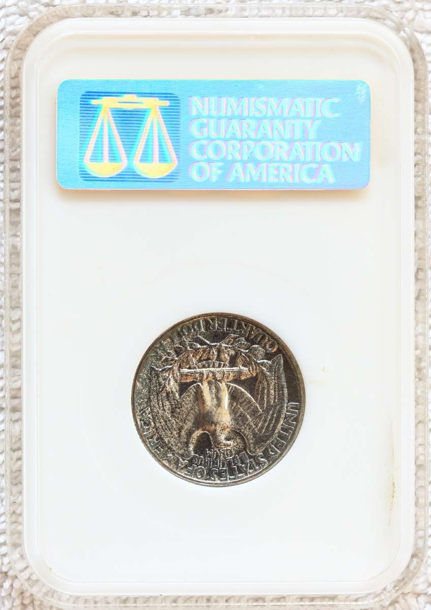 Hfjacinto's-Slabbed-Dansco-7070-With-Gold-Page
