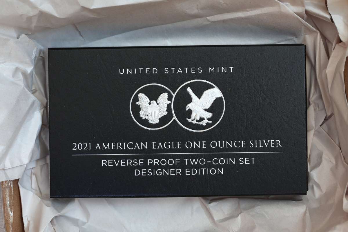 American-Eagle-2021-Silver-Reverse-Proof-Two-Coin-Set