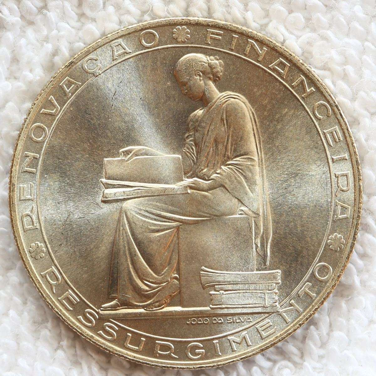 Newbie-Question:-What-Are-You-Looking-For-When-You-Photograph-A-Coin?